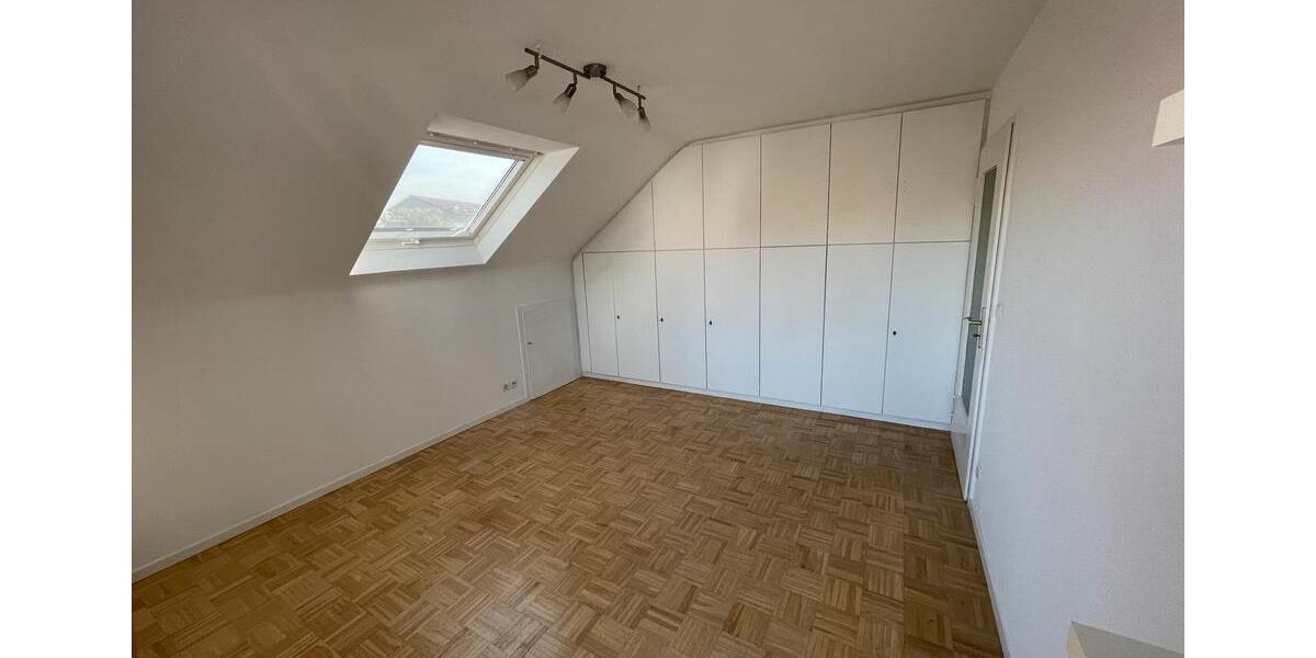 Dachgeschoßwohnung Stuttgart Sillenbuch - 3 Zimmer, 71 m&sup2;, 285.000&euro; | Angebot:27111037