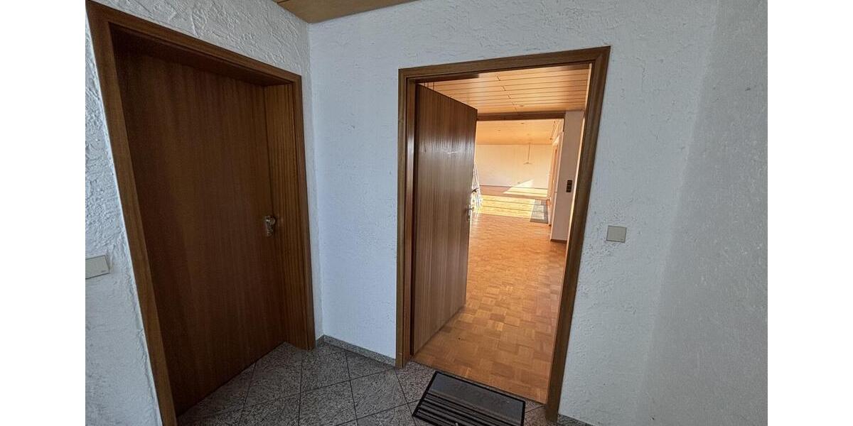 Bungalow Waiblingen Beinstein - 5.5 Zimmer, 156 m&sup2;, 2.050&euro; | Angebot:25541205