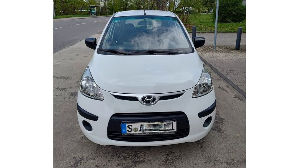 Hyundai i10 156.464 km 2.200 € Stuttgart 70565