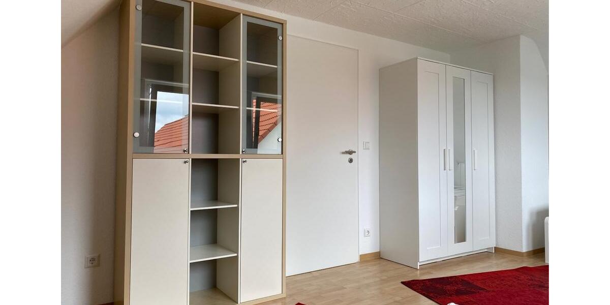 Dachgeschoßwohnung Ludwigsburg Pflugfelden - 1.5 Zimmer, 31 m&sup2;, 620&euro; | Angebot:27601247