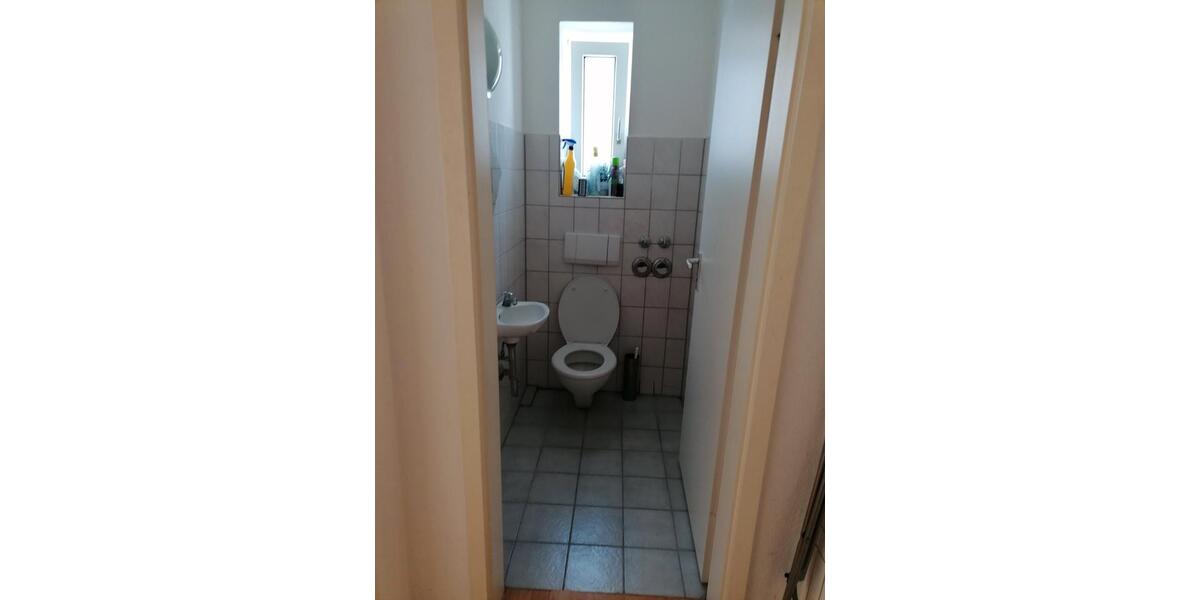 Hochparterre Stuttgart Bad Cannstatt - 2 Zimmer, 58 m&sup2;, 234.000&euro; | Angebot:26987287