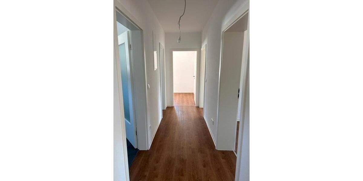 Etagenwohnung Esslingen am Neckar Pliensauvorstadt - 3 Zimmer, 67 m&sup2;, 743&euro; | Angebot:25491527