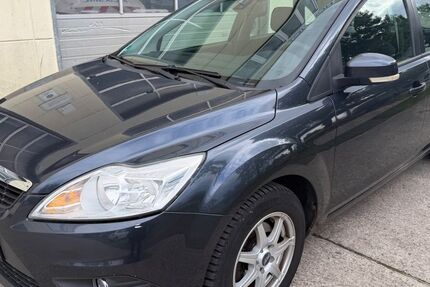 Ford Focus 198.000 km 950 &euro; Sindelfingen/Stuttgart 71069