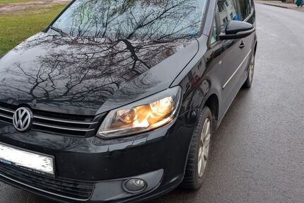 VW Touran 300.000 km 2.200 &euro; Leinfelden 70771