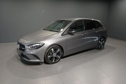 Mercedes B 220