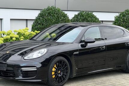 Porsche Panamera 212.000 km 36.900 € Frickenhausen 72636