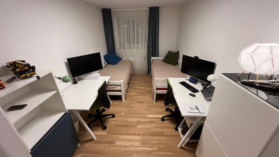 Etagenwohnung Leonberg - 3.5 Zimmer, 86 m&sup2;, 1.290&euro; | Angebot:26478731