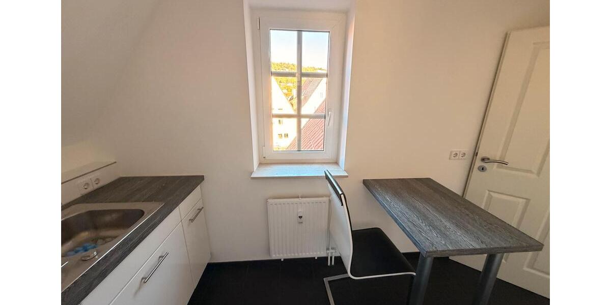 Dachgeschoßwohnung Leonberg - 1 Zimmer, 47 m&sup2;, 1.000&euro; | Angebot:27575539