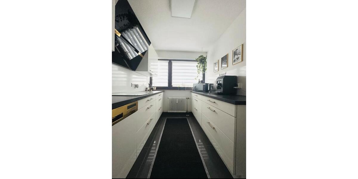 Mehrfamilienhaus, Wohnhaus Sindelfingen Sindelfingen (Stadt) - 3.5 Zimmer, 89 m&sup2;, 390.000&euro; | Angebot:25085453