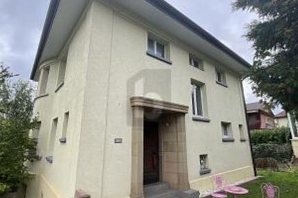 STADTHAUS FÜR DIE GANZE FAMILIE MIT GARTEN 9 zimmer