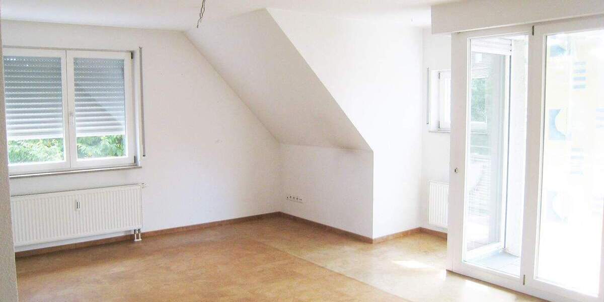 Etagenwohnung Köngen - 3 Zimmer, 82 m&sup2;, 860&euro; | Angebot:24916272