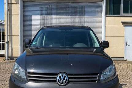 VW Caddy 259.000 km 4.999 &euro; Pforzheim 75179