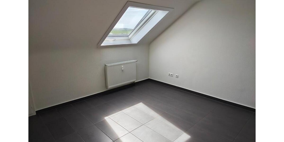 Dachgeschoßwohnung Rutesheim - 3 Zimmer, 49 m&sup2;, 500&euro; | Angebot:26403411