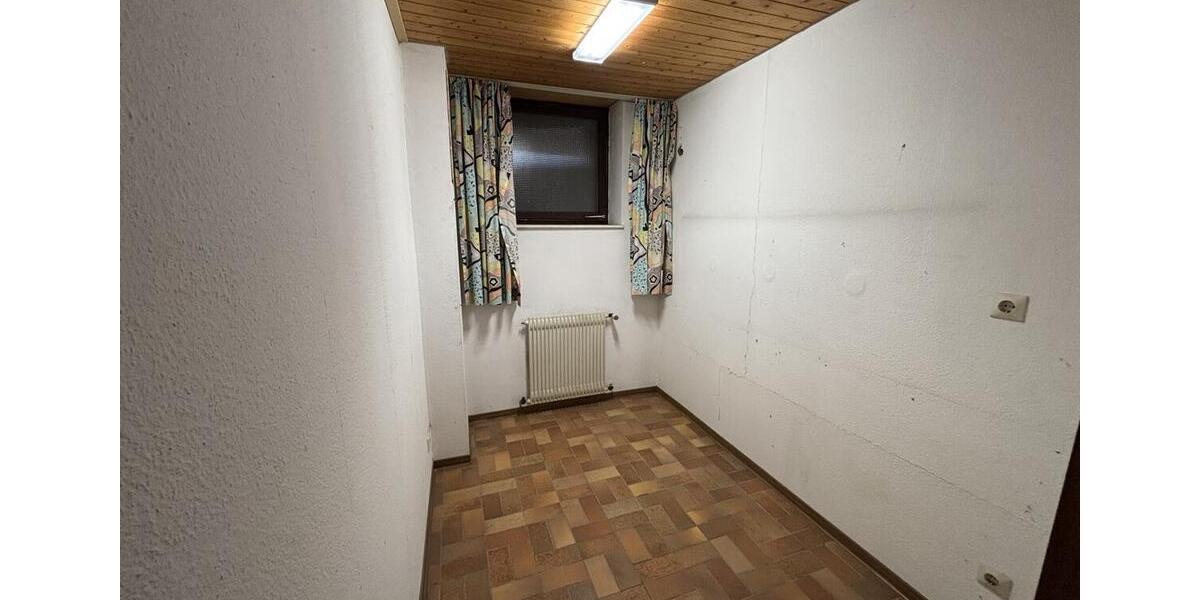 Bungalow Waiblingen Beinstein - 5.5 Zimmer, 156 m&sup2;, 2.050&euro; | Angebot:25541205