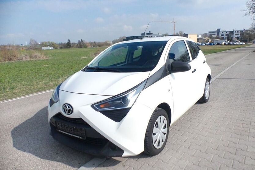 Aygo (X)