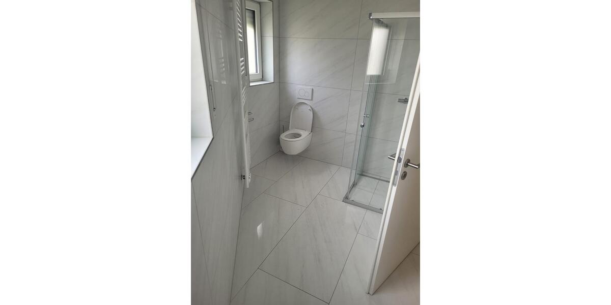 Etagenwohnung Kirchentellinsfurt - 4 Zimmer, 20 m&sup2;, 700&euro; | Angebot:24563638