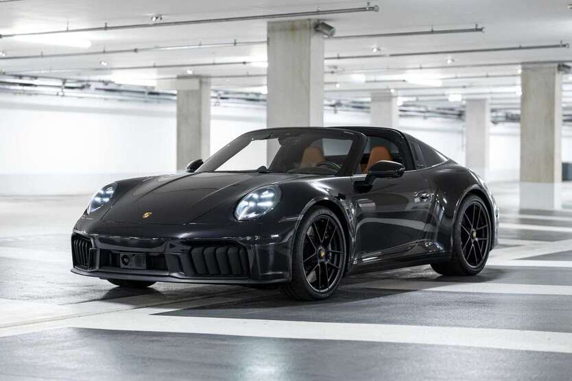 Porsche 992 6.001 km 214.890 € Reutlingen 72766