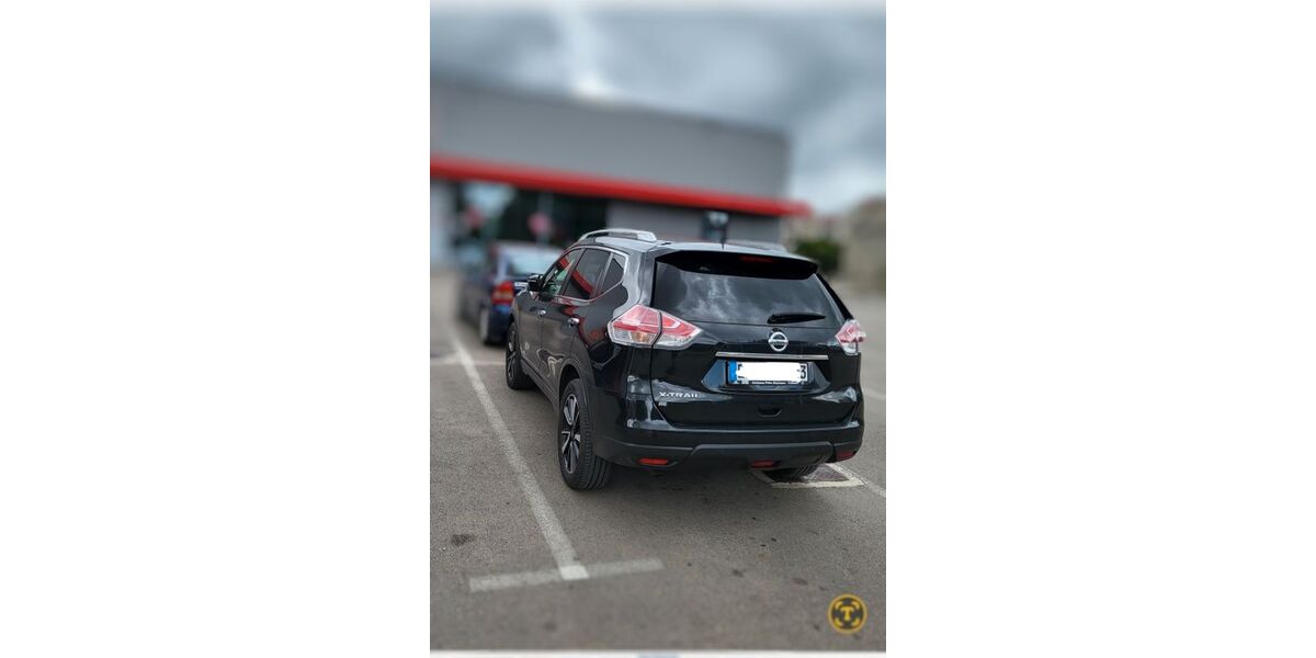 Nissan X-Trail 195.300 km 12.800 € Esslingen 73730