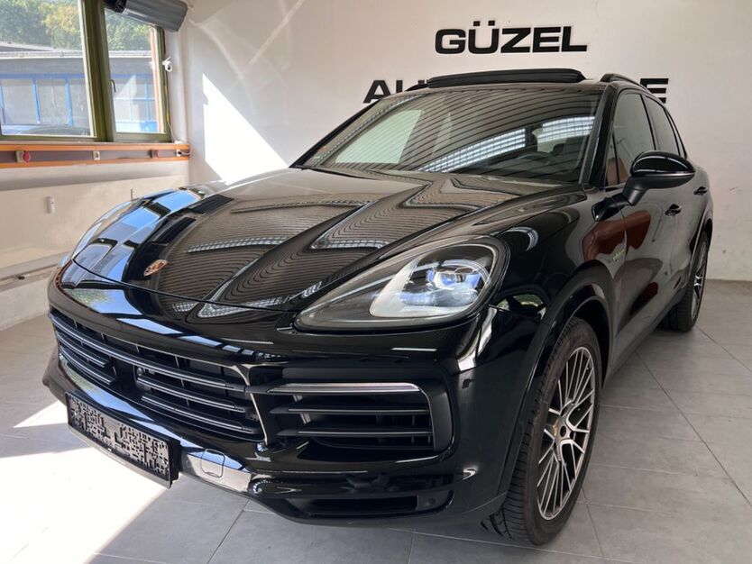 Porsche Cayenne 52.000 km 72.980 € Schönaich 71101