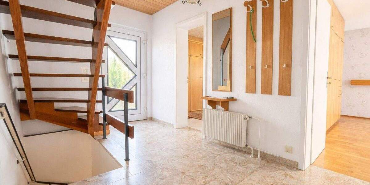 Einfamilienhaus Reutlingen Mittelstadt - 4 Zimmer, 93 m&sup2;, 428.000&euro; | Angebot:25845981