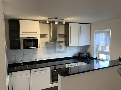 HELL UND VOLL AUSGESTATTET MIT 3 BALKONEN - Einfamilienhaus Stuttgart Stuttgart-Nord Nord | Angebot:27132738