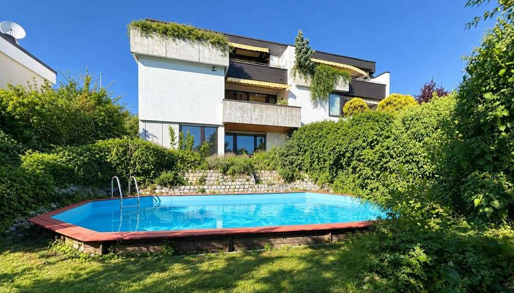 Einfamilienhaus Esslingen Hegensberg - 8 Zimmer, 227 m&sup2;, 949.000&euro; | Angebot:27474517