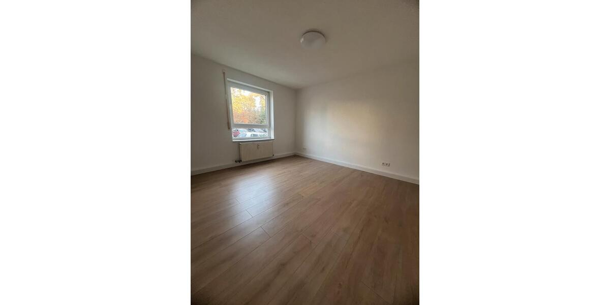 Hochparterre Ludwigsburg Hoheneck - 2 Zimmer, 55 m&sup2;, 900&euro; | Angebot:24782752