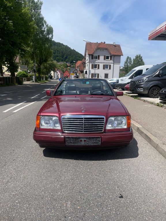 E 220