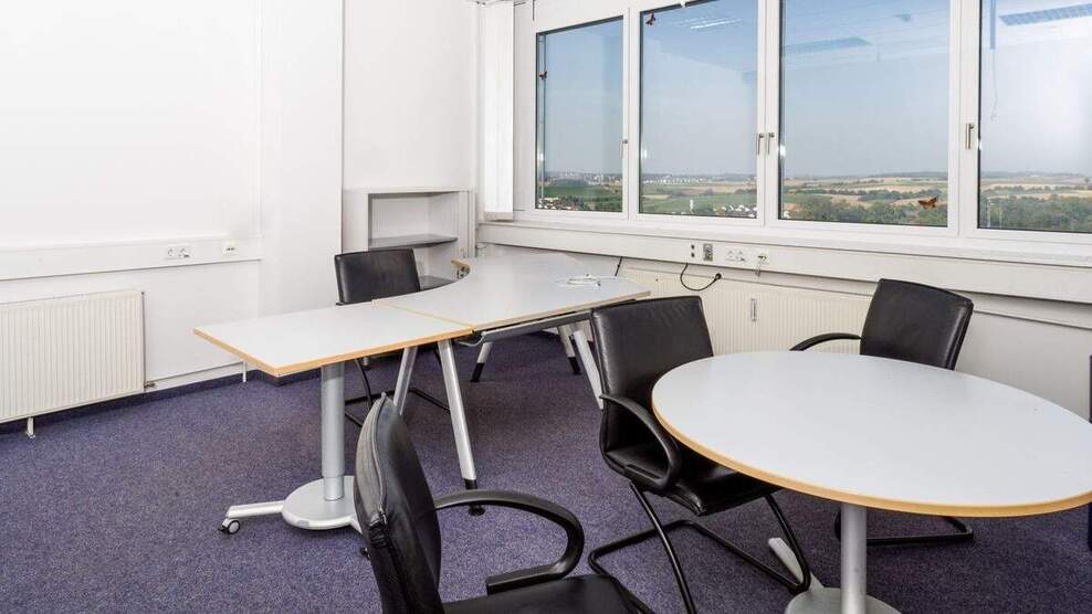 Büroflächen unterschiedlicher Größe in bester Aussichtslage - All-in-Miete zimmer