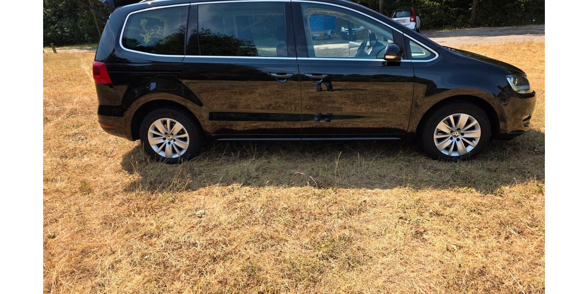 VW Sharan 93.600 km 16.950 &euro; Sindelfingen 71067