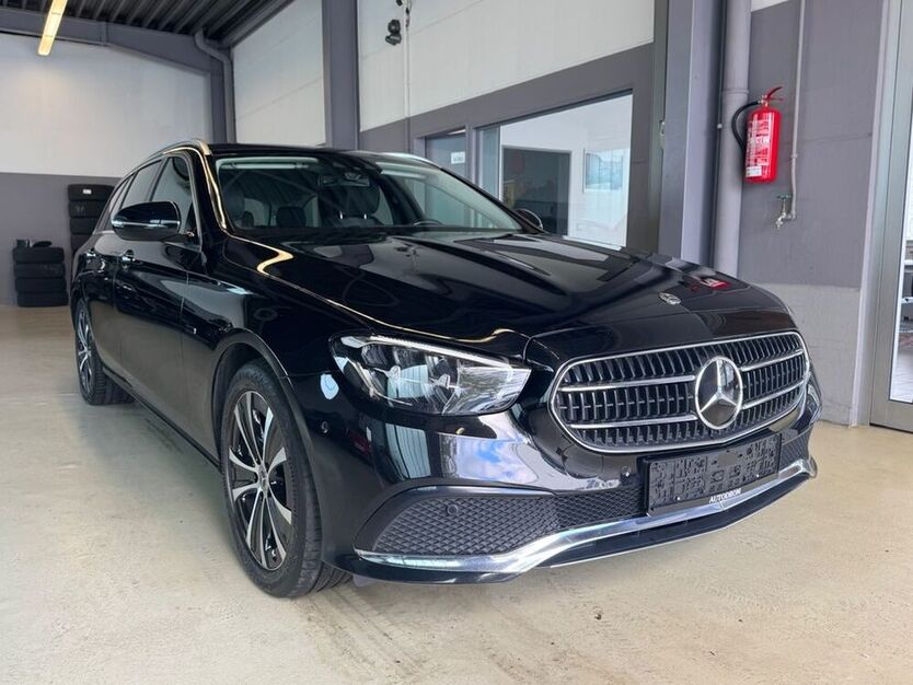 E 300