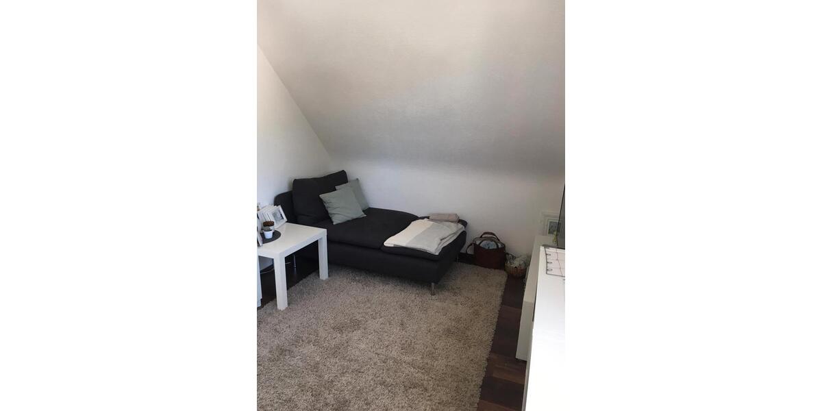 Dachgeschoßwohnung Stuttgart Hedelfingen - 3 Zimmer, 62 m&sup2;, 279.000&euro; | Angebot:26058390