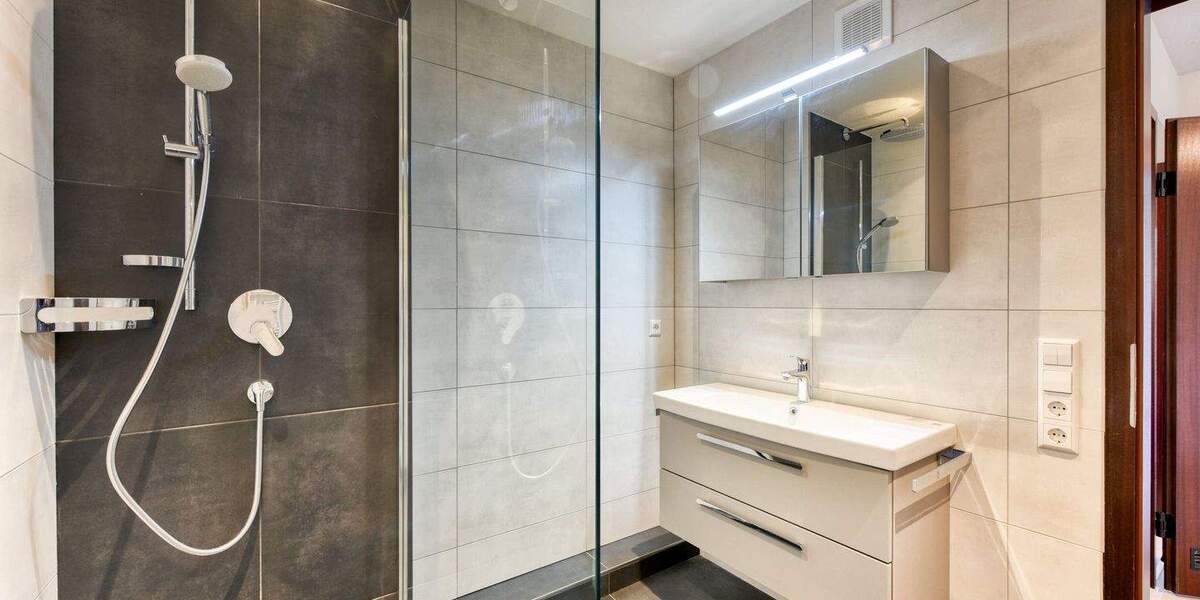 Etagenwohnung Ludwigsburg Ost - 3 Zimmer, 88 m&sup2;, 1.100&euro; | Angebot:25671013