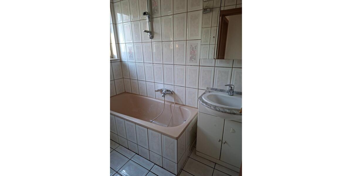 Etagenwohnung Esslingen am Neckar Hegensberg - 3 Zimmer, 74 m&sup2;, 900&euro; | Angebot:24737971