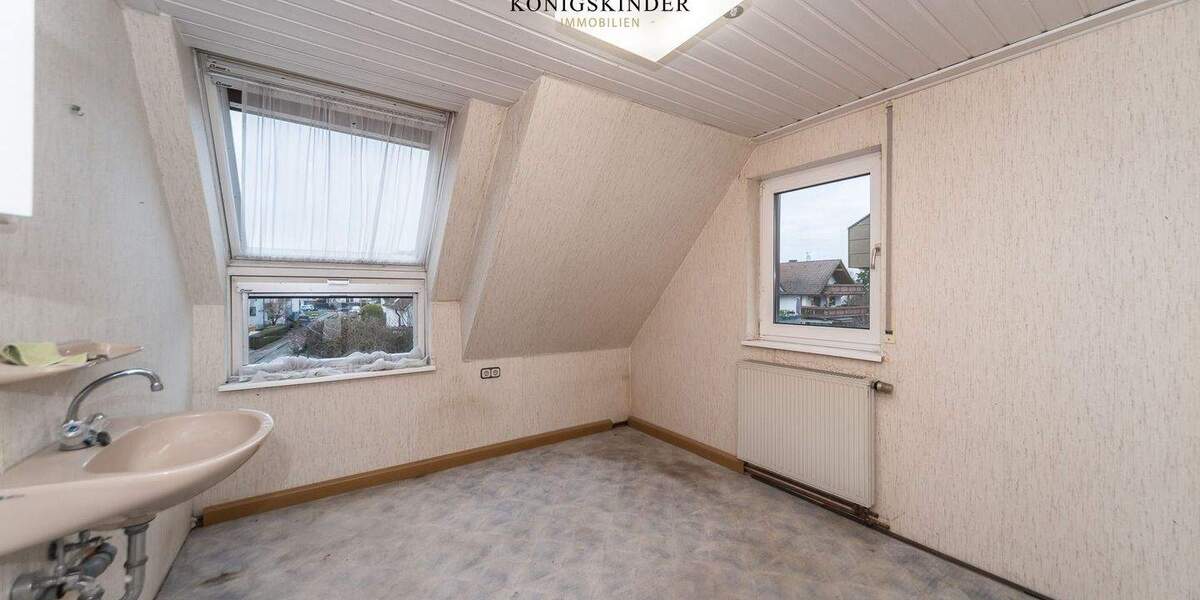 Einfamilienhaus Ludwigsburg Oßweil - 6 Zimmer, 151 m&sup2;, 449.000&euro; | Angebot:25669333