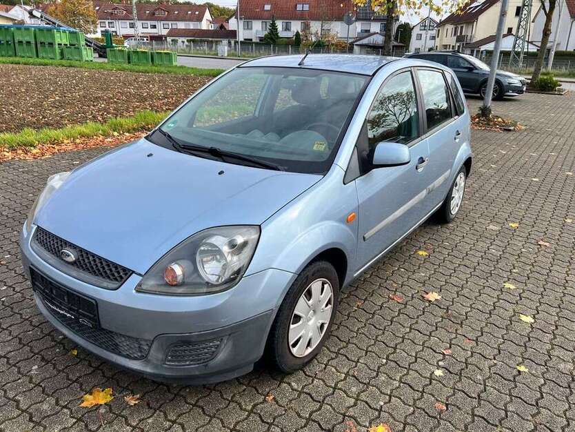 Ford Fiesta 100.000 km 599 € Holzgerlingen 71088