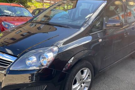 Opel Zafira 119.795 km 9.995 € Altensteig 72213