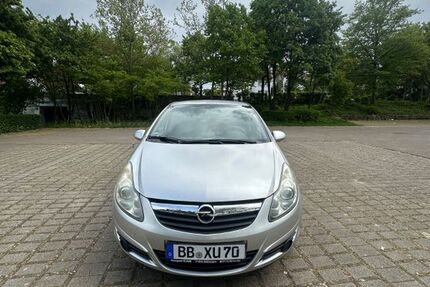 Opel Corsa 150.000 km 2.600 &euro; Böblingen 71032