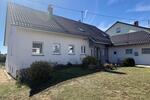 Einfamilienhaus Mötzingen - 10 Zimmer, 205 m&sup2;, 2.400&euro; | Angebot:27617784
