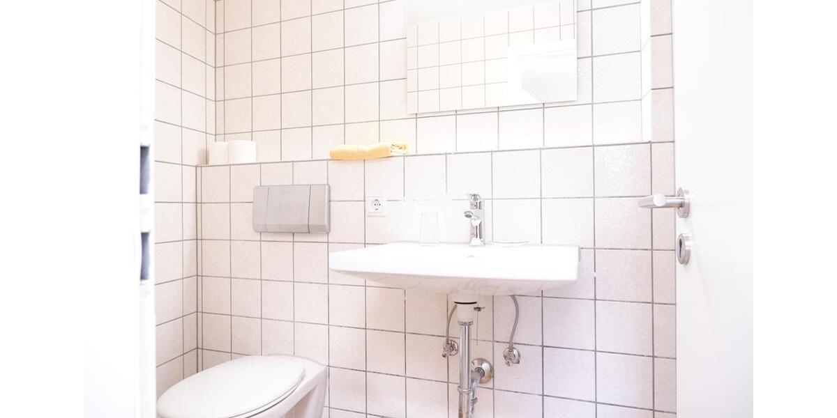 Erdgeschoßwohnung Tübingen - 1 Zimmer, 14 m&sup2;, 420&euro; | Angebot:25972419