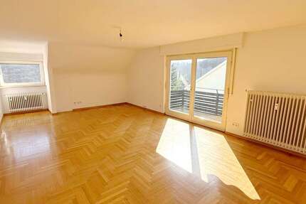 Wohnung Stuttgart Botnang - 3 Zimmer, 93 m&sup2;, 1.150&euro; | Angebot:25415835