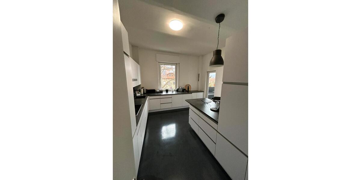 Etagenwohnung Reutlingen Reutlingen (Kernstadt) - 4 Zimmer, 143 m&sup2;, 1.850&euro; | Angebot:24704771