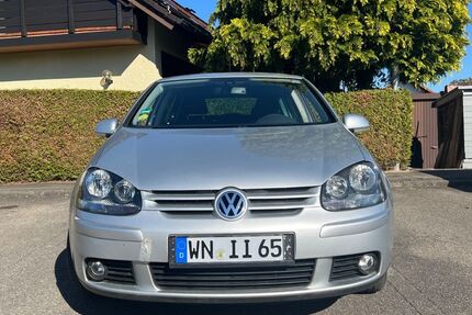 VW Golf 168.000 km 2.300 &euro; Gäufelden 71126