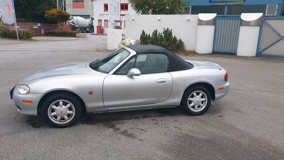 Mazda MX-5 115.000 km 6.200 € Stuttgart 70569