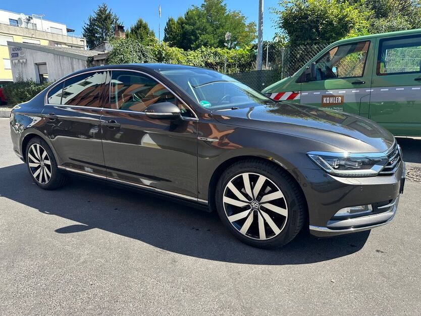 VW Passat 161.000 km 16.999 € Ditzingen 71254