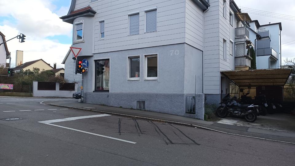 Gewerbefläche für Kiosk Laden Büro oder Anderes zimmer