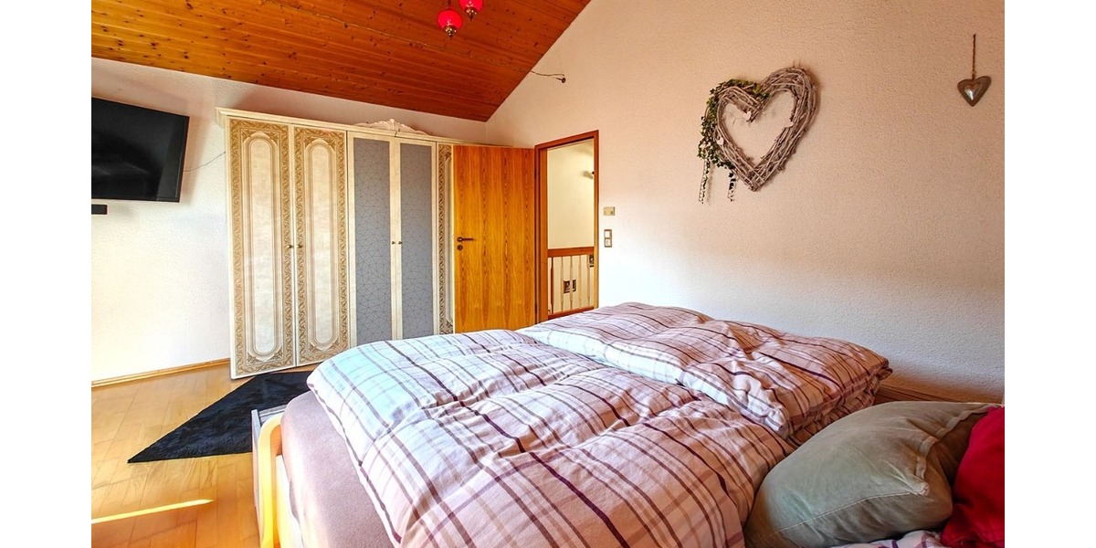 Reihenmittelhaus in Ohmenhausen inkl. Carport - Reihenmittelhaus Reutlingen Ohmenhausen | Angebot:26789803