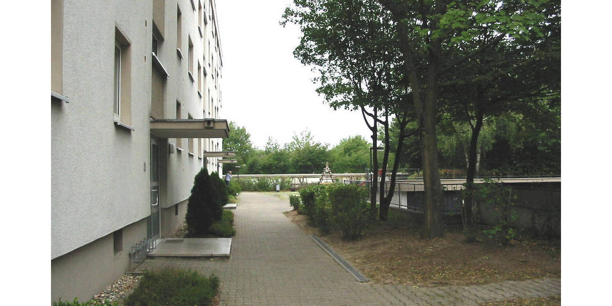Etagenwohnung Ludwigsburg Eglosheim - 3 Zimmer, 75 m&sup2;, 990&euro; | Angebot:26388373