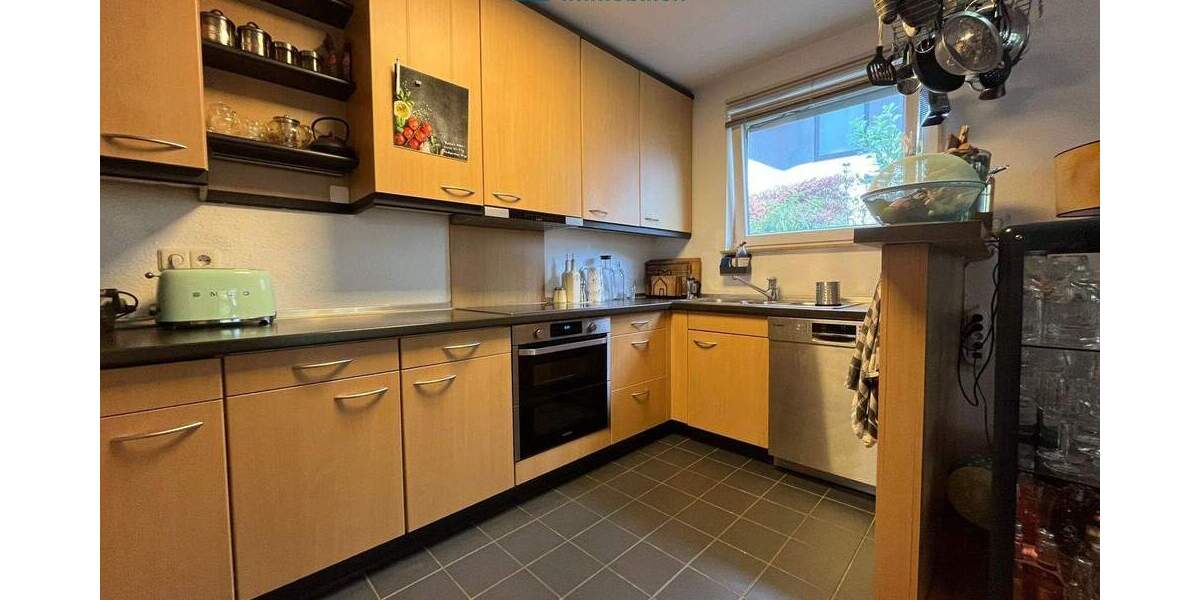 Etagenwohnung Stuttgart / Degerloch Degerloch - 2 Zimmer, 65 m&sup2;, 950&euro; | Angebot:24423975