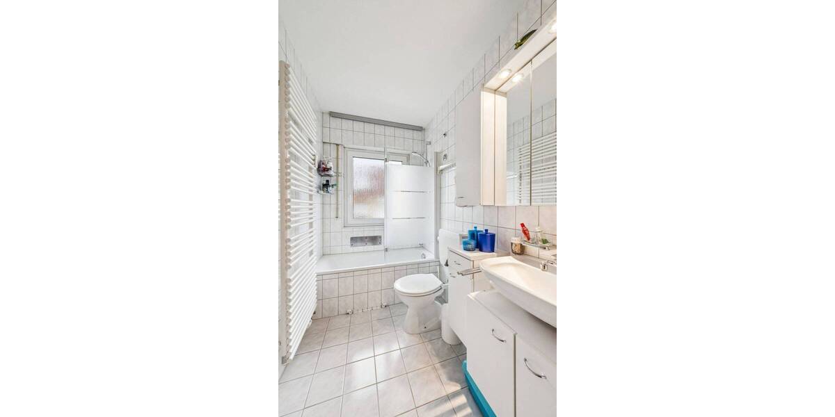 Mehrfamilienhaus, Wohnhaus Ludwigsburg Ost - 1 Zimmer, 303 m&sup2;, 1.150.000&euro; | Angebot:25958838